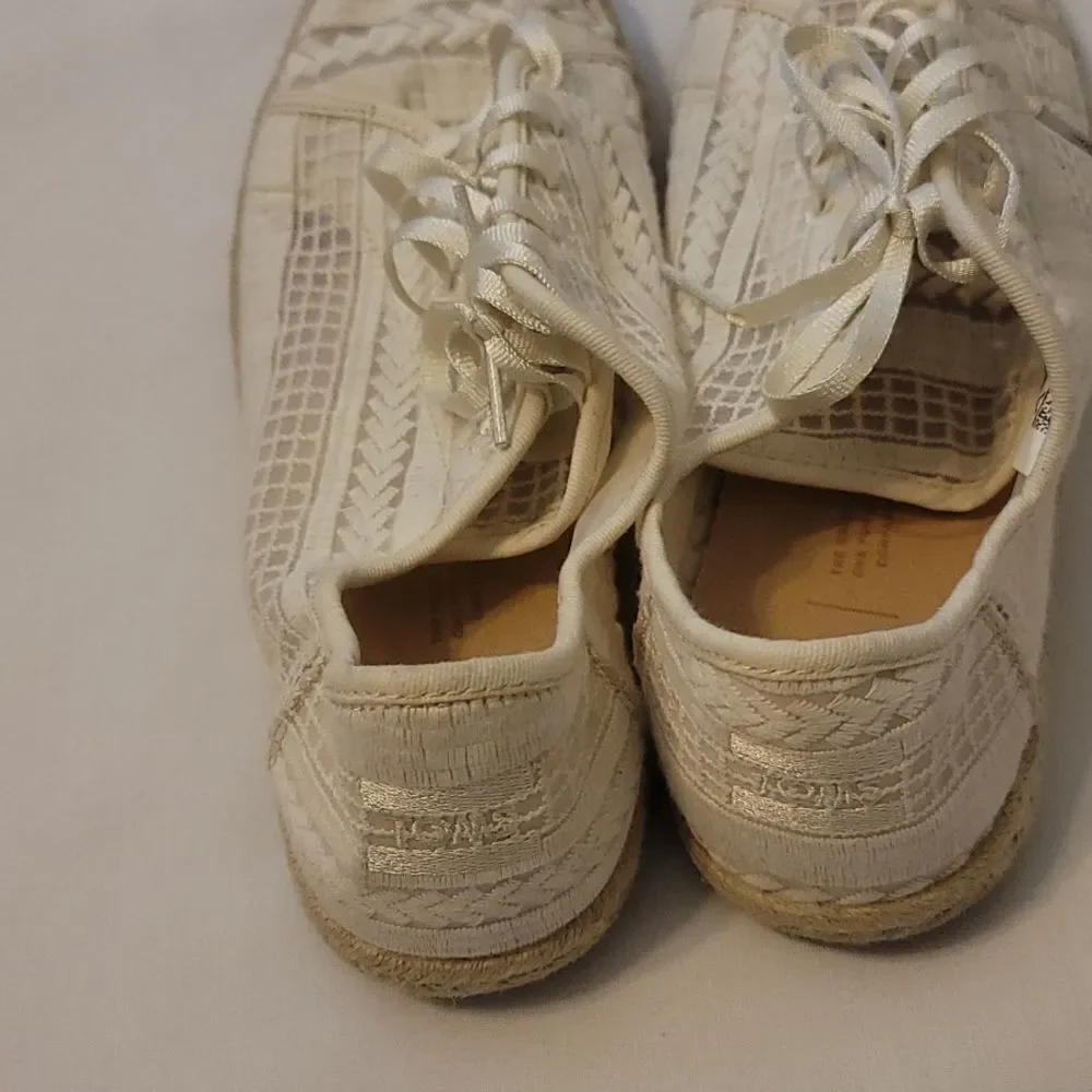 Tom's espadrilles size 8.5‎